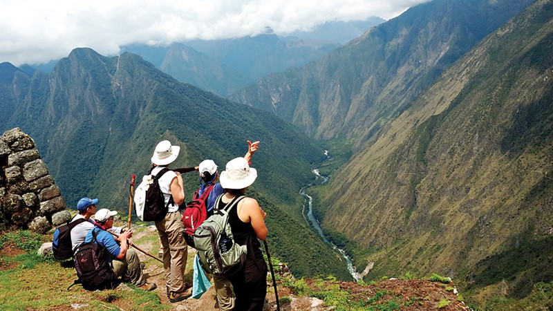 colibri inner journeys trekking cosñirhua arequipa